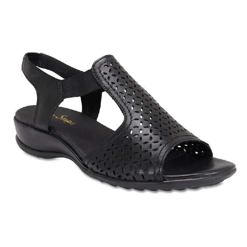 Champion Sandal in Black Leather