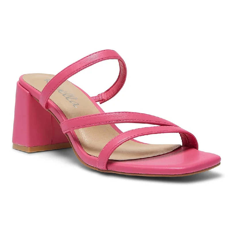 Geisha Heel in Pink Smooth