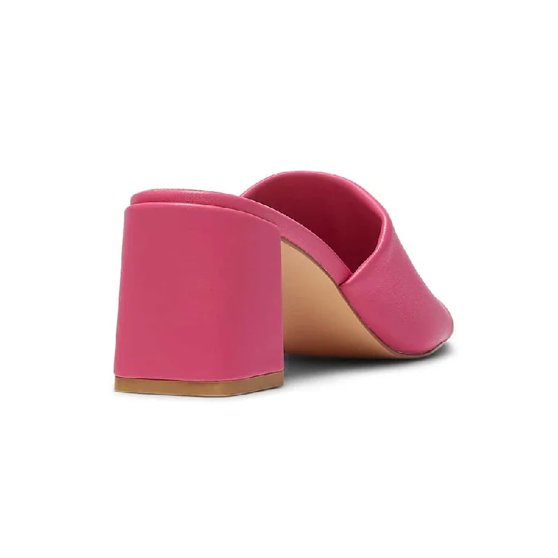 Geri Heel in Pink Smooth