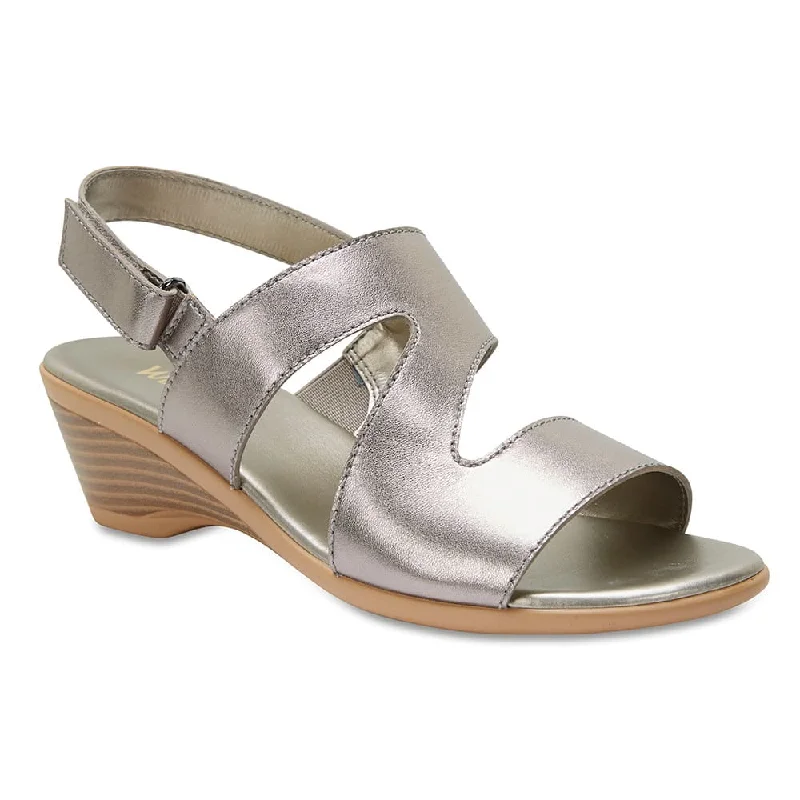 Orchid Heel in Pewter Leather