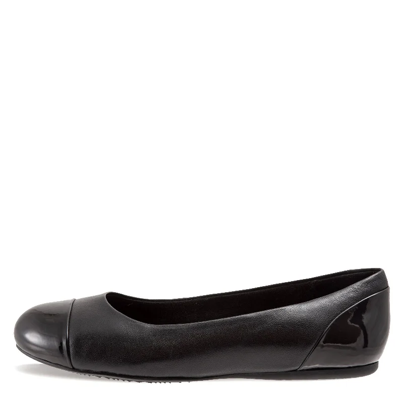 Women's Soft Walk, Sonoma Cap Toe Flat